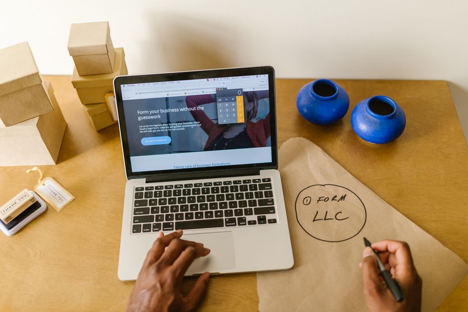 Do I Need an LLC to Work as a Medical Courier?